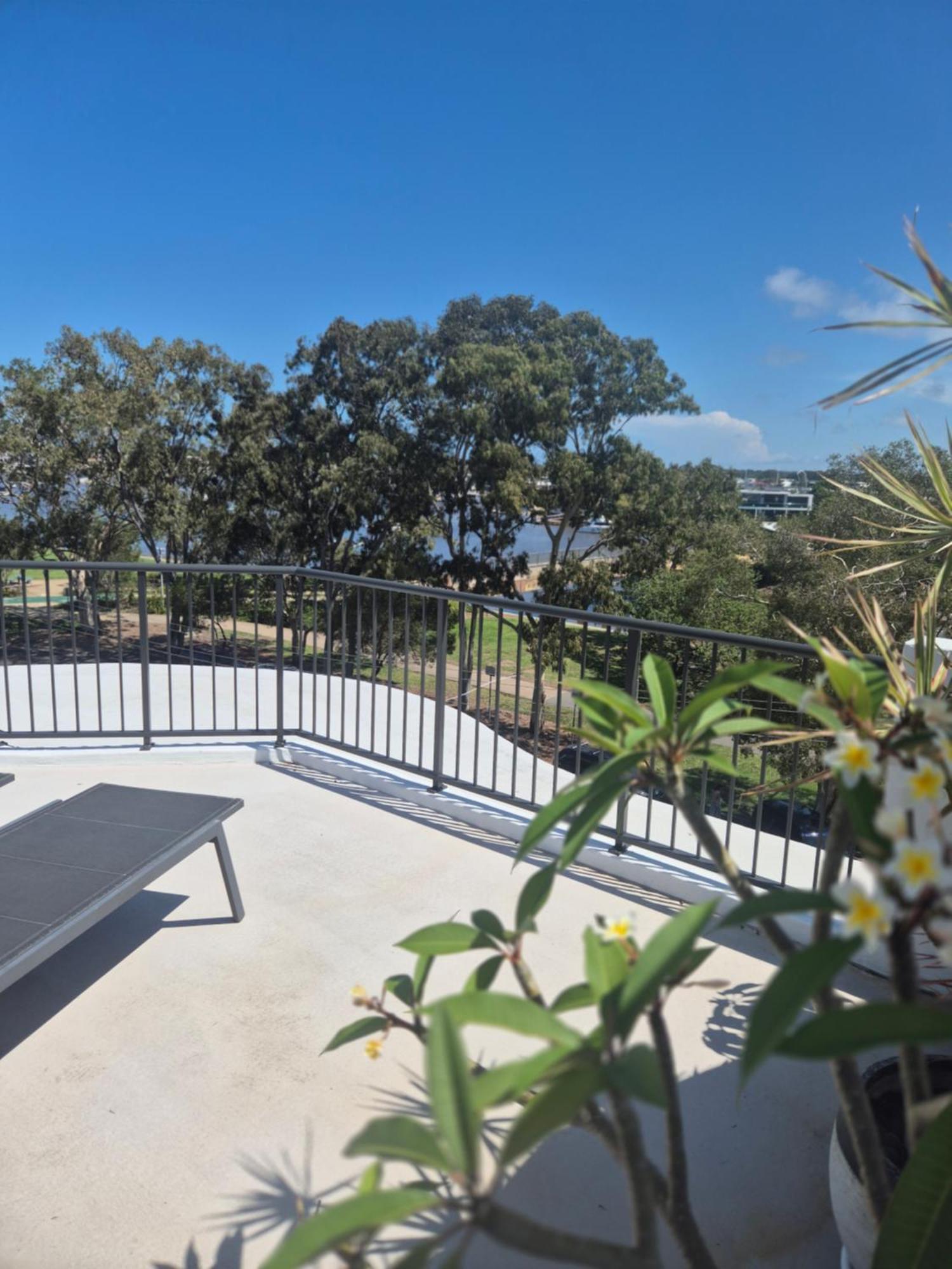 Excellsior Apartments Mooloolaba Exterior foto